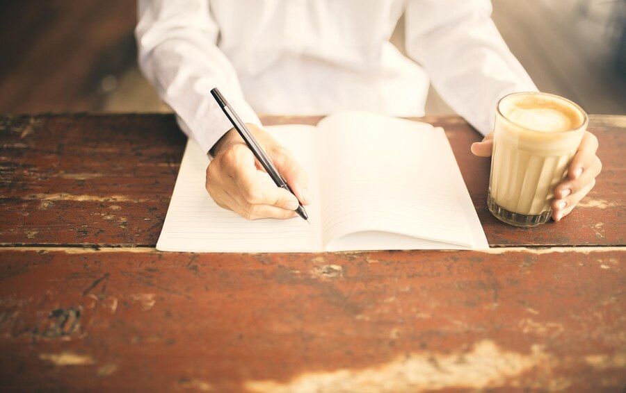 You are currently viewing Avoid These Common Mistakes When Writing Your Autobiography